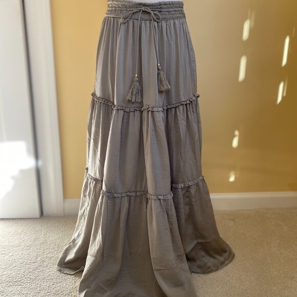 PHILOSOPHY taupe gray tiered maxi skirt, sz S. - Picture 3 of 8